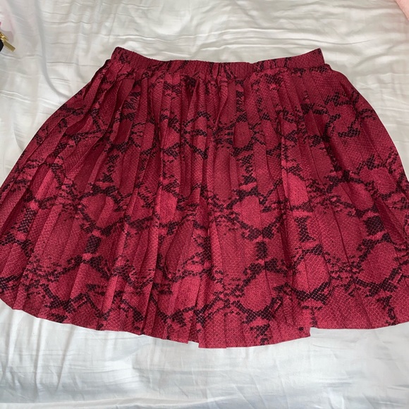Women’s skirt